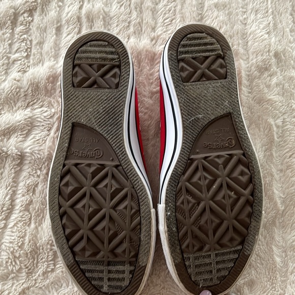 Converse Chuck Taylor All Star Red Shoes Sneakers Women’s Size 7 Men’s Size 5 - Picture 8 of 8